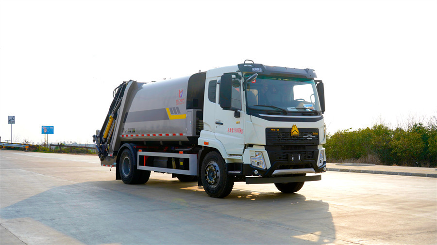 15方18噸重汽V5壓縮垃圾車(chē)4500軸距 凱力新款做工